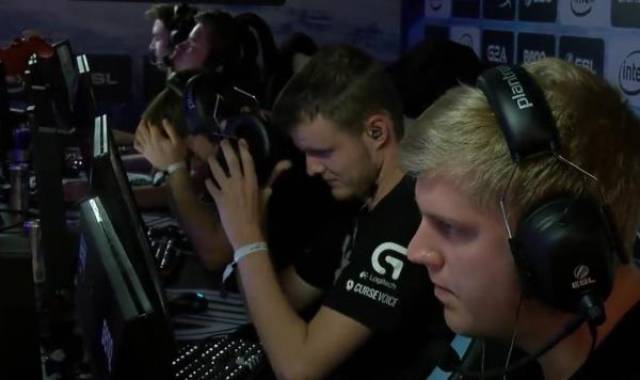 辉煌背后的 辉煌背后的