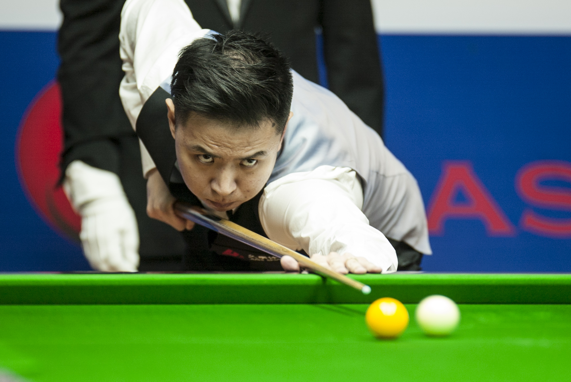 塞维利亚的 塞维利亚的