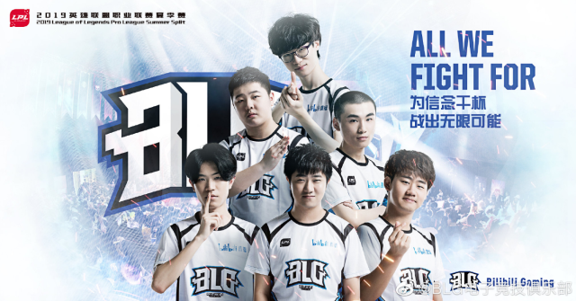 在对阵西班 在对阵西班