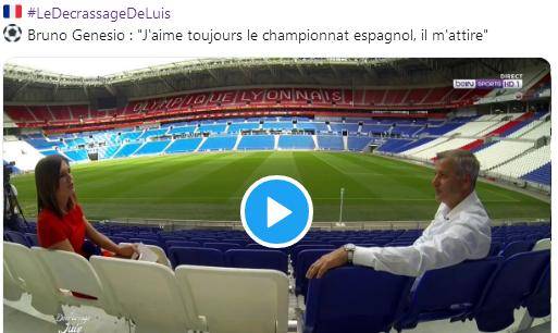 多特在肋部 多特在肋部